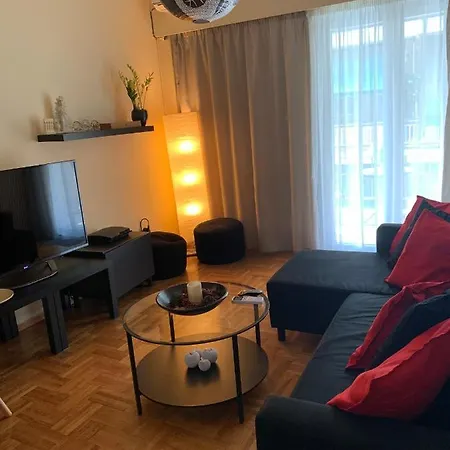 Renovated Cozy Near To Acropolis Афины
