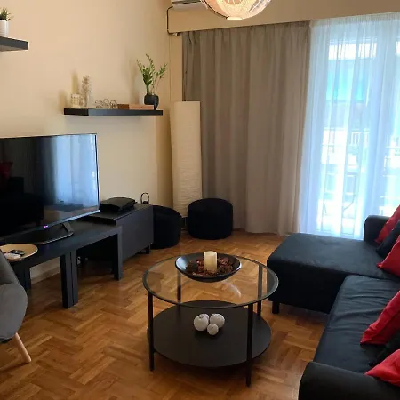 Renovated Cozy Near To Acropolis Апартаменты *