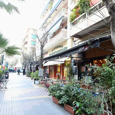 Апартаменты Renovated Cozy Near To Acropolis Афины