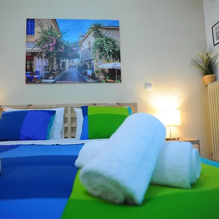 Renovated Cozy Near To Acropolis Афины
